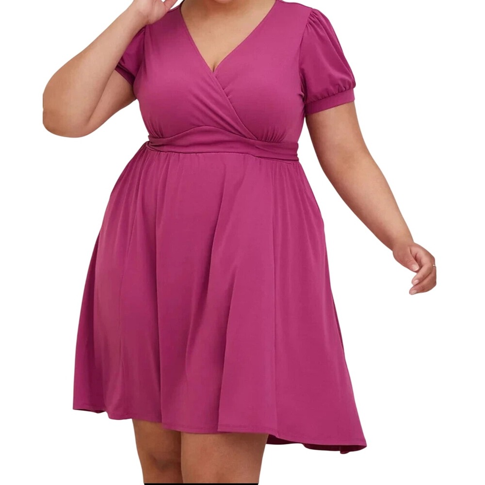Torrid Size 1 Boysenberry Studio Knit Surplice Puff Sleeve Midi Dress Pockets